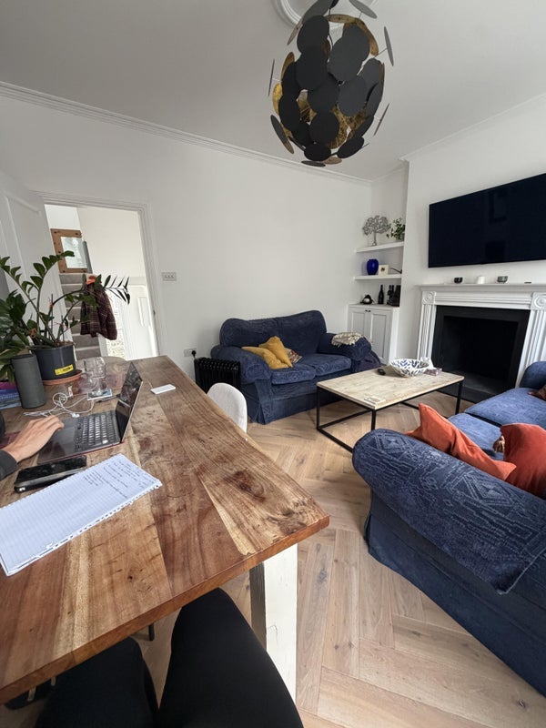 Room Kingsland Road in Greater London