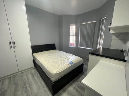 Room Audley Street in Reading