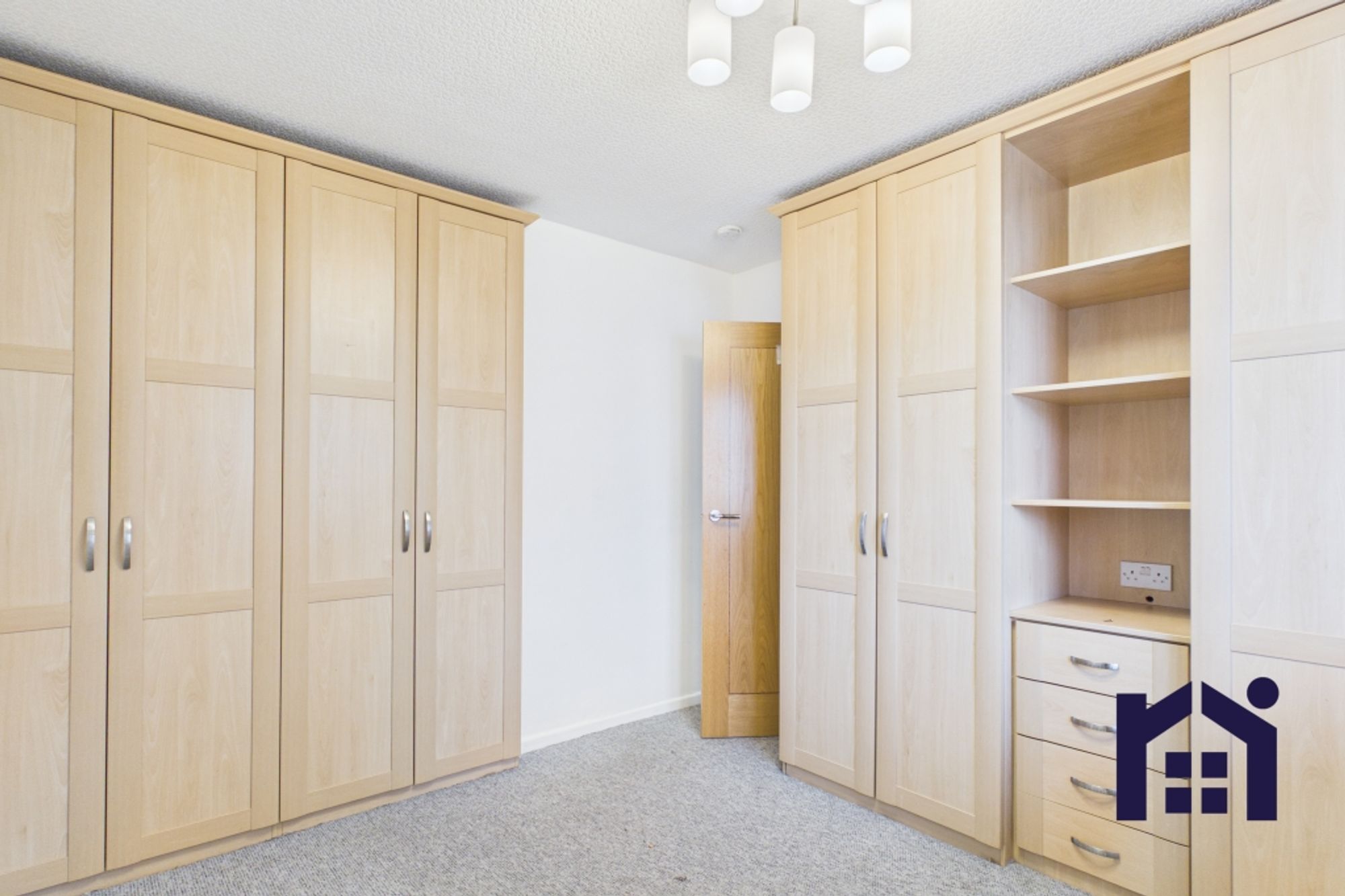 Flat Cotswold Road in Chorley