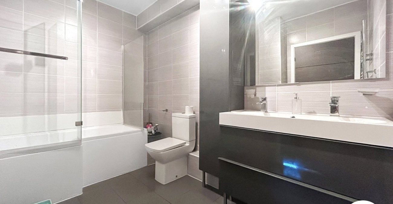 Flat Sittingbourne Road in Maidstone