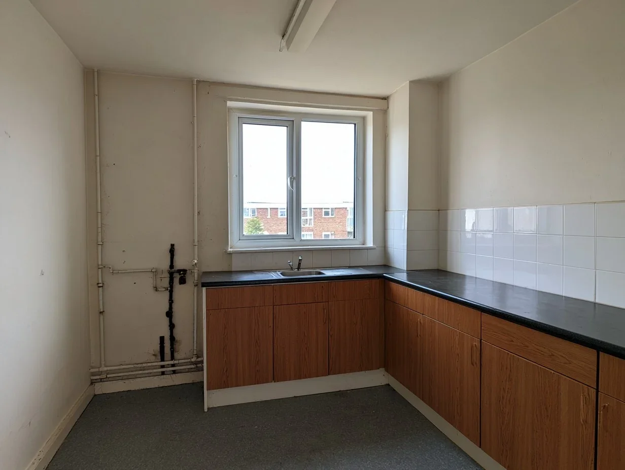 Flat Mountearl Gardens in Greater London