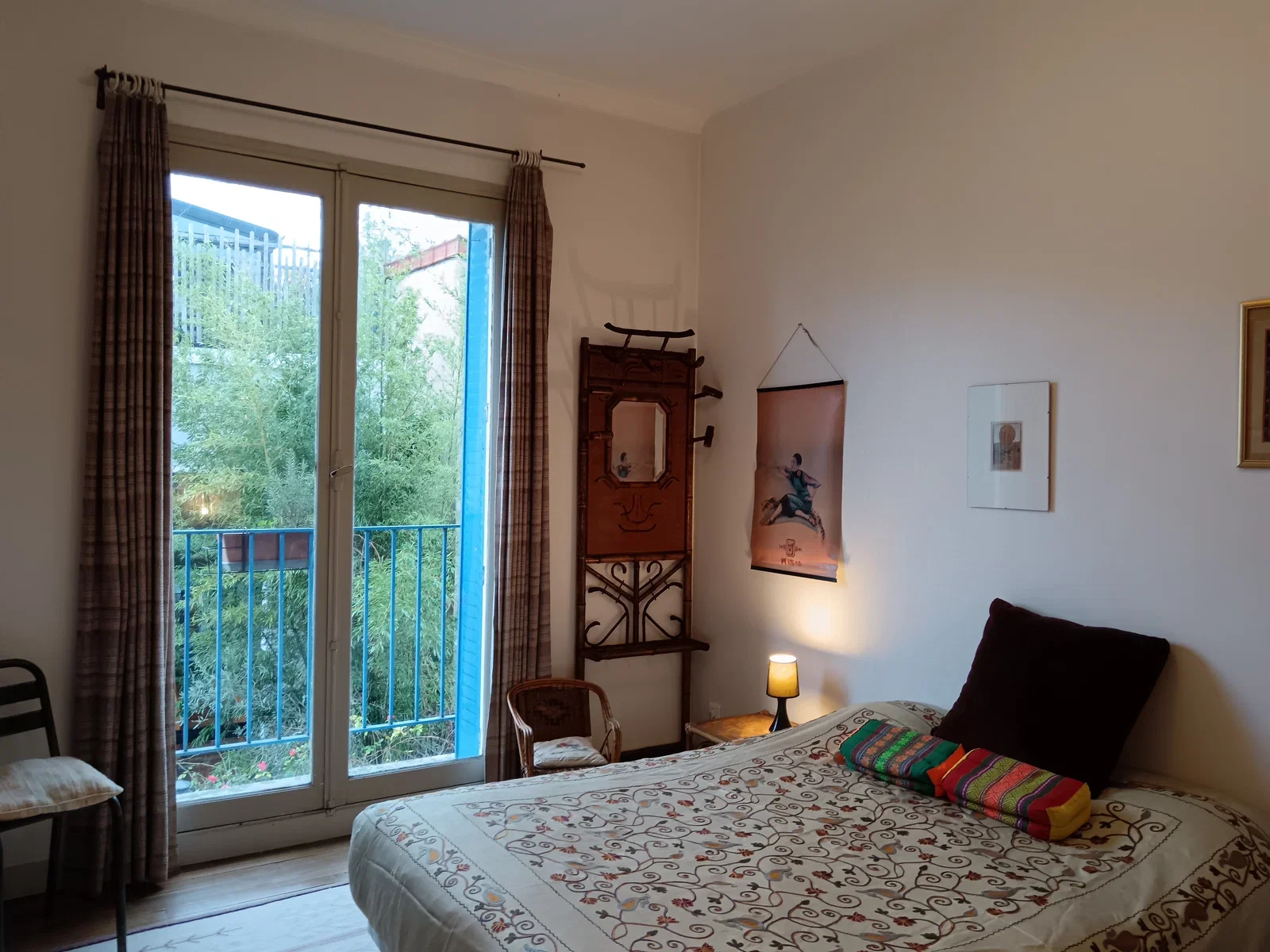 Room Rue de Mouzaïa in Paris