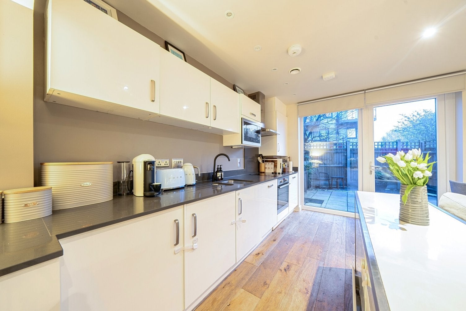 Flat Commerell Place in Greater London