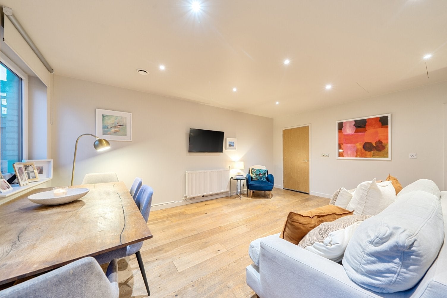 Flat Commerell Place in Greater London
