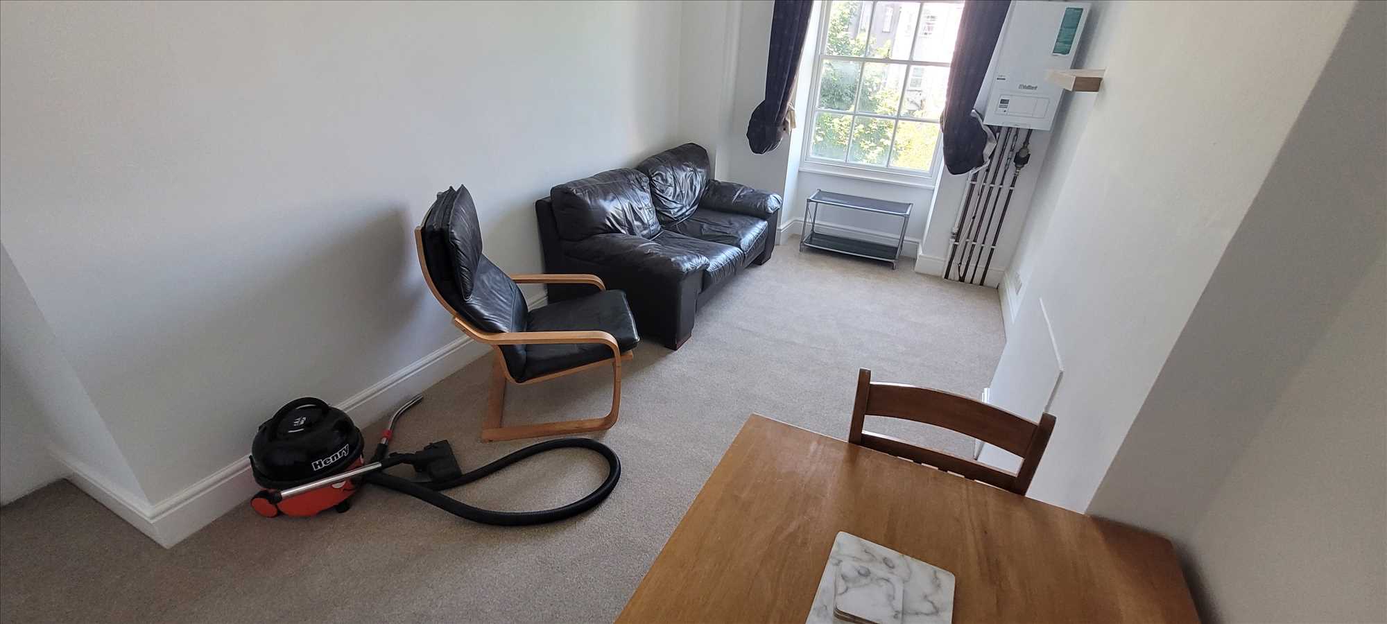 Flat Richmond Terrace in Bristol