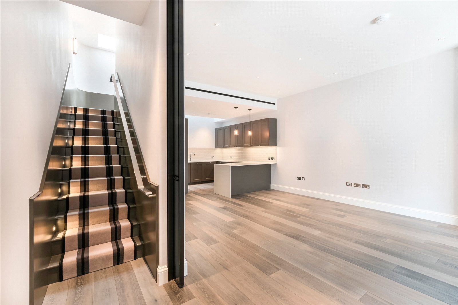 House Radnor Walk in Greater London