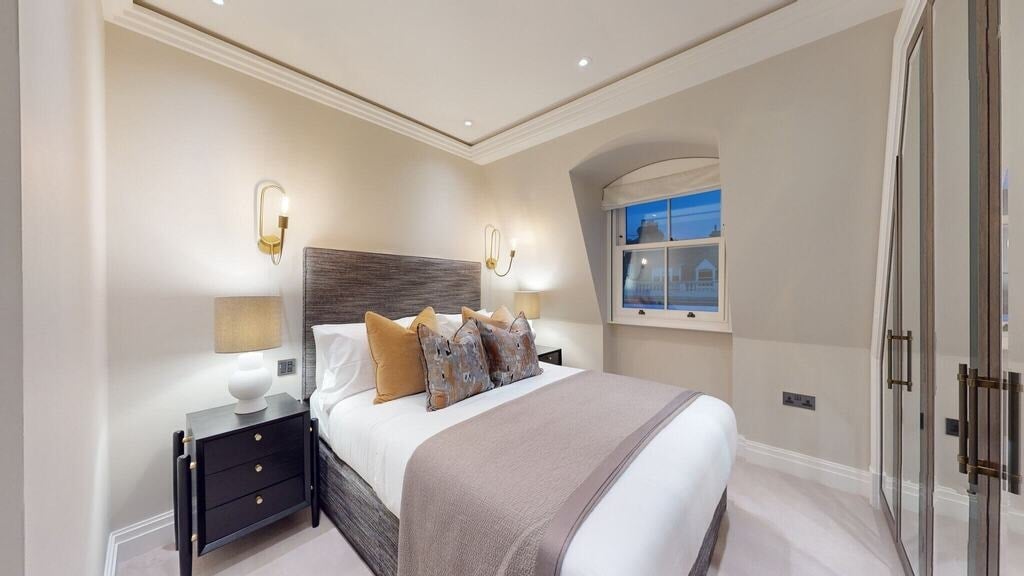 Flat Prince of Wales Terrace in Greater London