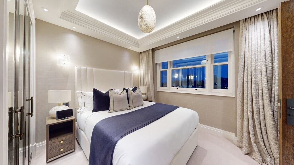 Flat Prince of Wales Terrace in Greater London