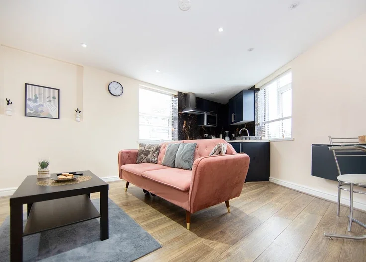 Flat Bayswater Grove in Leeds