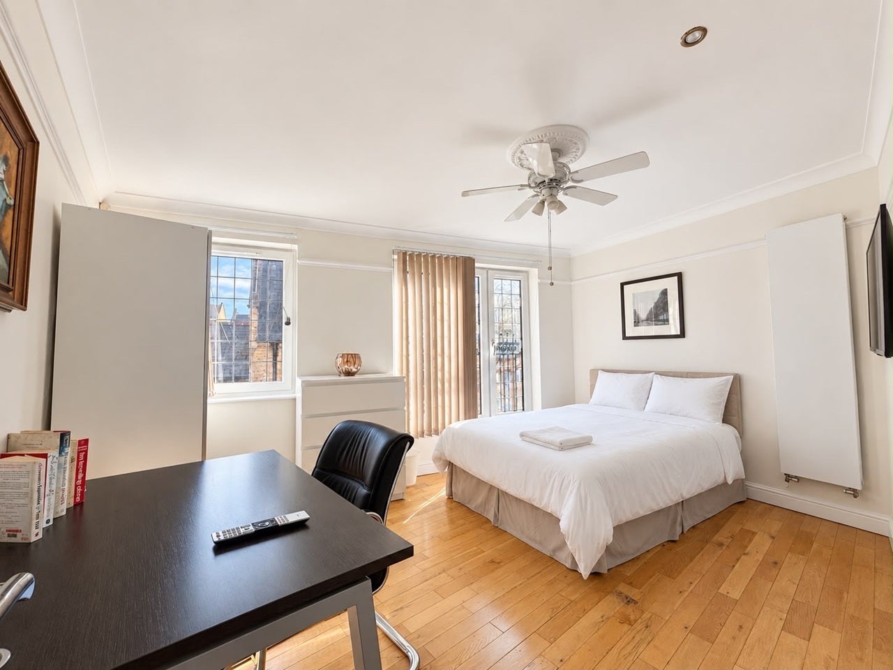 Room Bethnal Green Road in Greater London