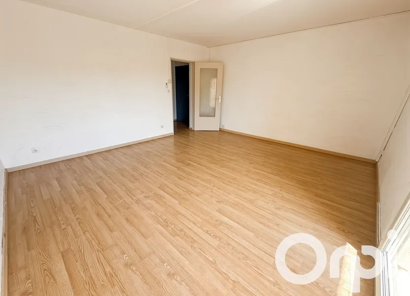 Appartement Avenue André Rombeau à Bollène
