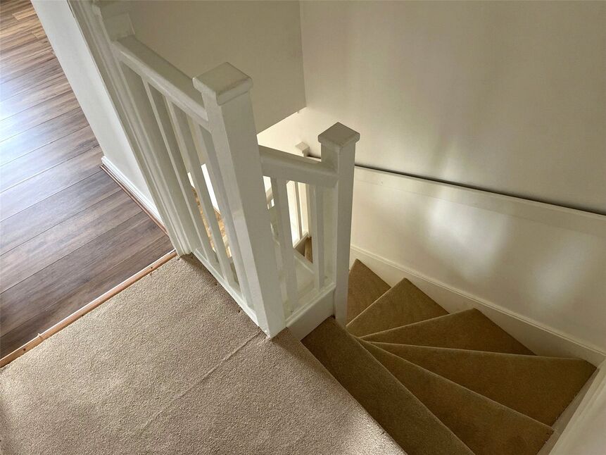 House Felbrigg Close in Luton