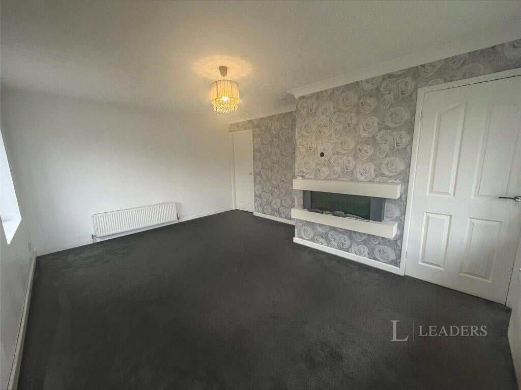 House Haydon Grove in Rotherham