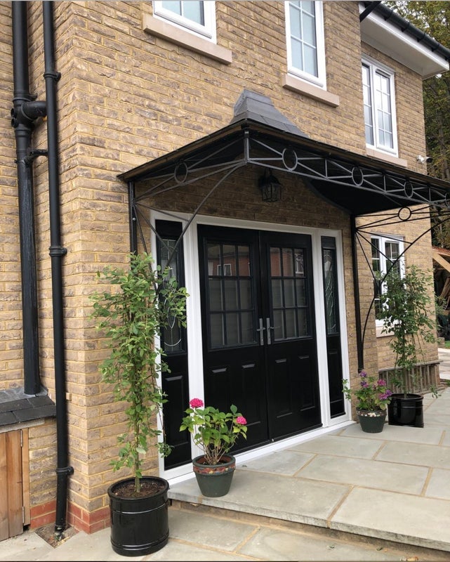 Room Norbury Avenue in Greater London