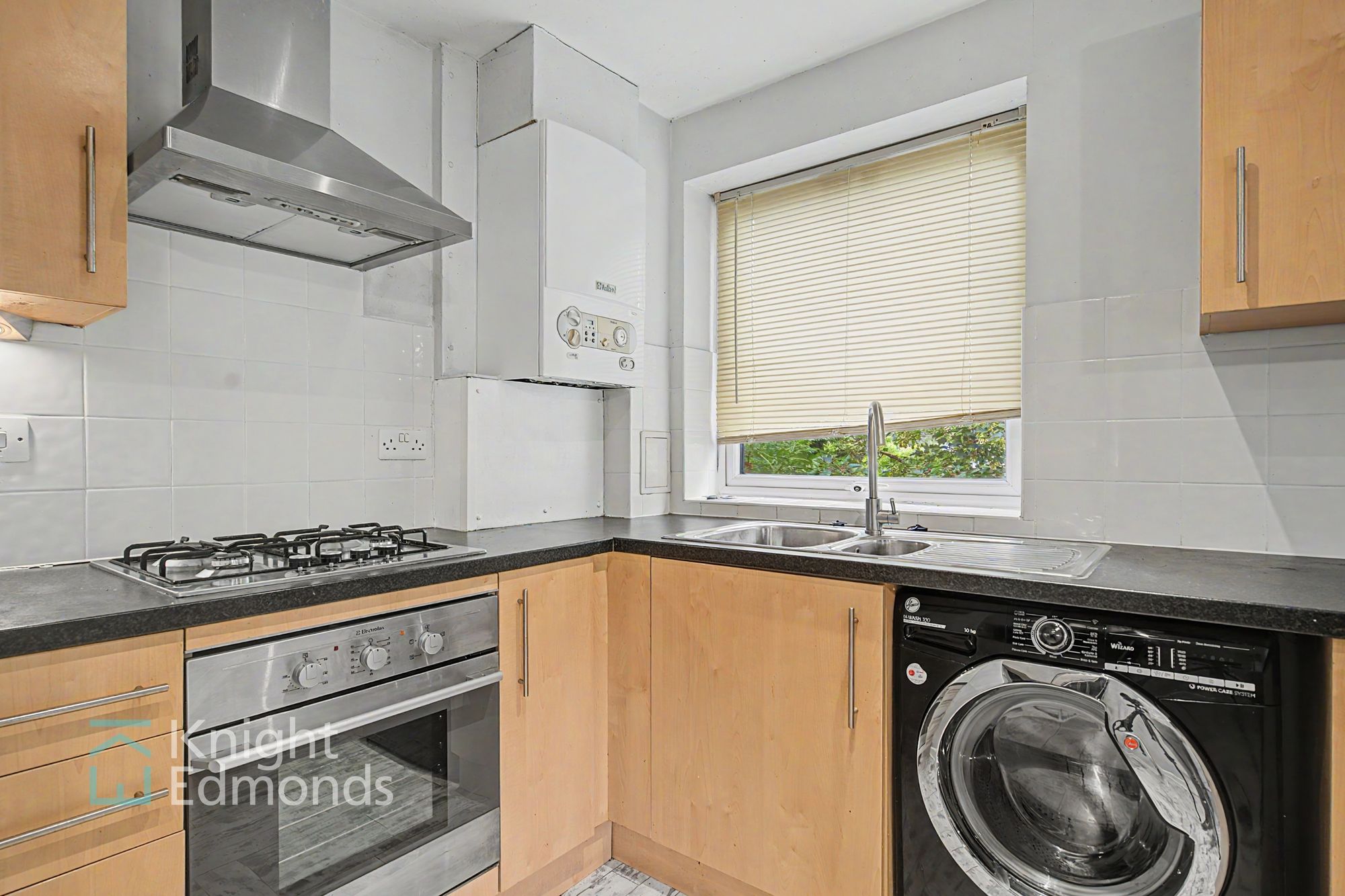 Flat Beaconsfield Road in Maidstone