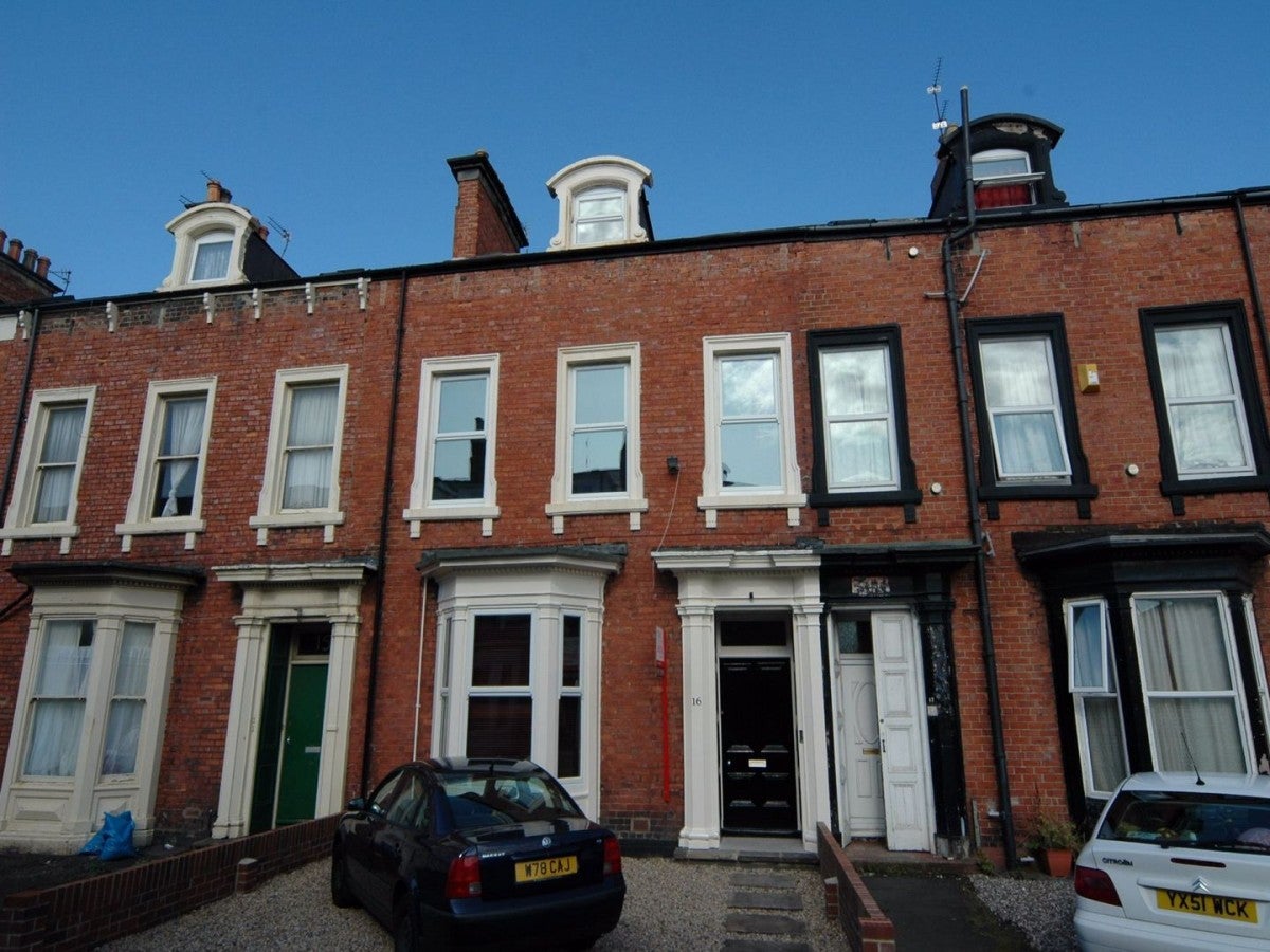 Flat Argyle Square in Sunderland