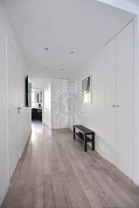 Flat Avenue d'Italie in Paris