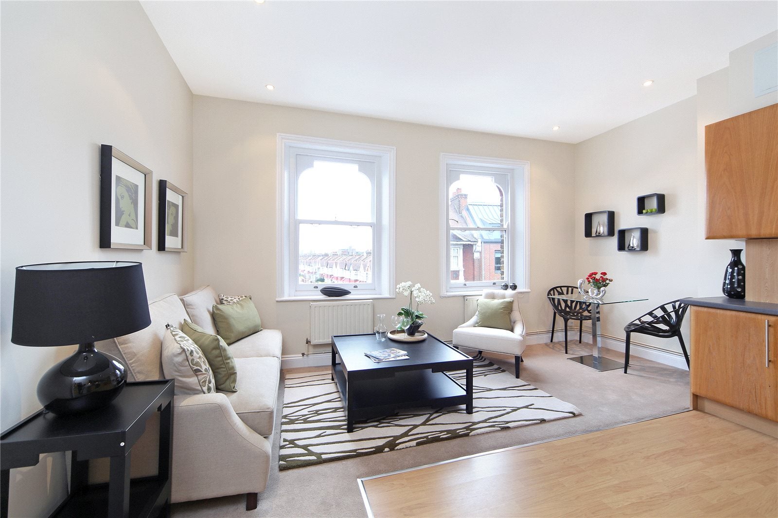 Flat Fulham Palace Road in Greater London