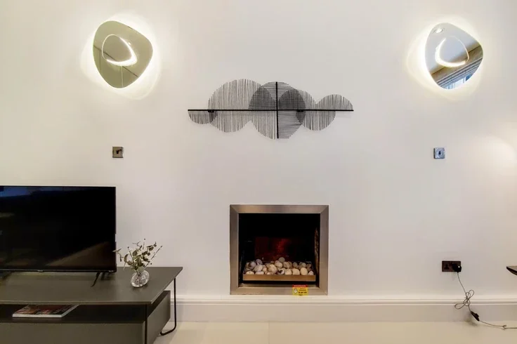 Flat Cornwall Gardens in Greater London