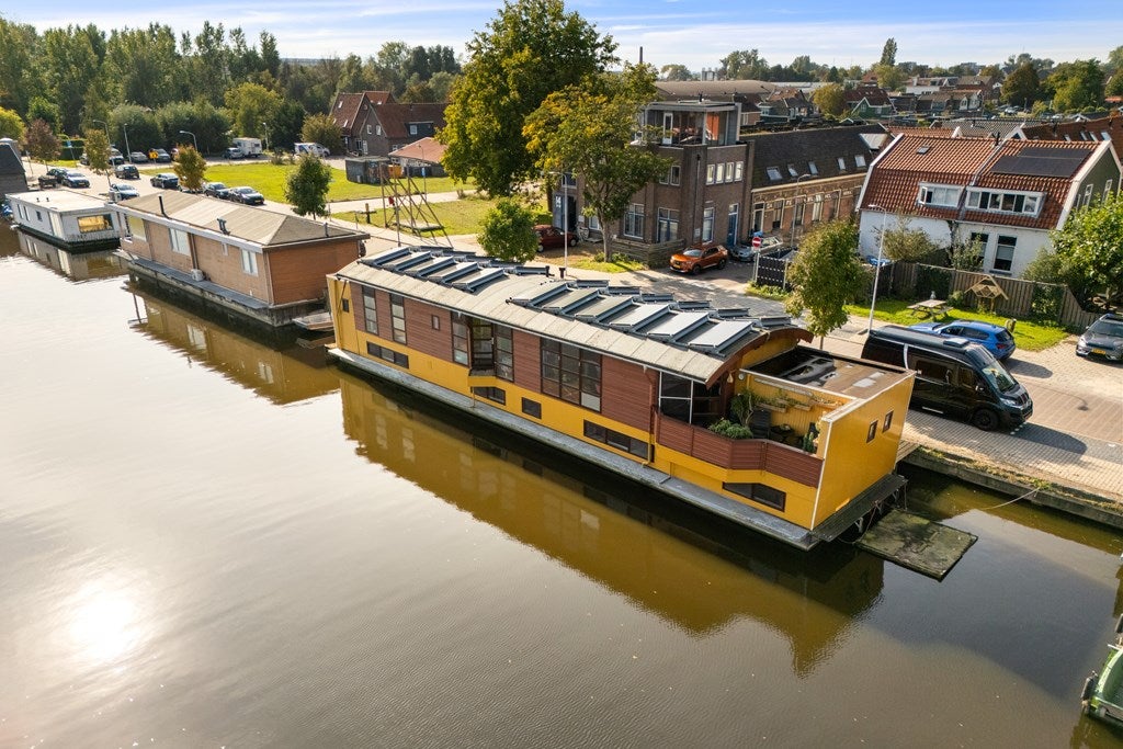 Huis Zuidervaartdijk 112 ROOD in Krommenie