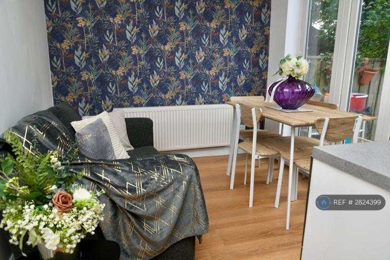 Room Reedsmouth Place in Newcastle upon Tyne