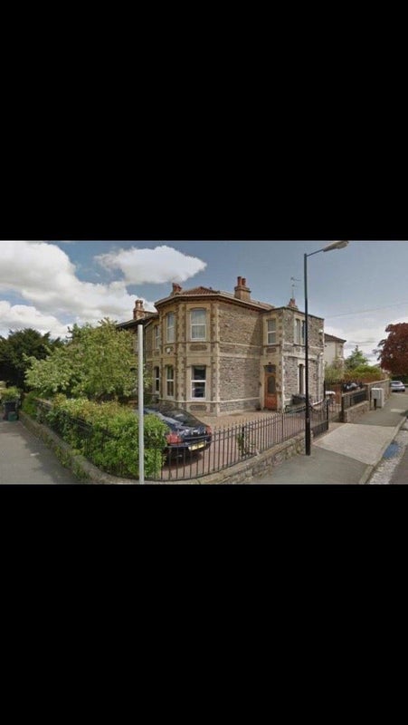 Room Chesterfield Road in Bristol