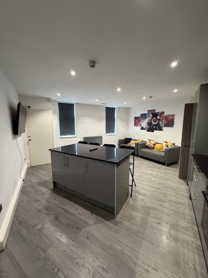 Room Headford Street in Sheffield