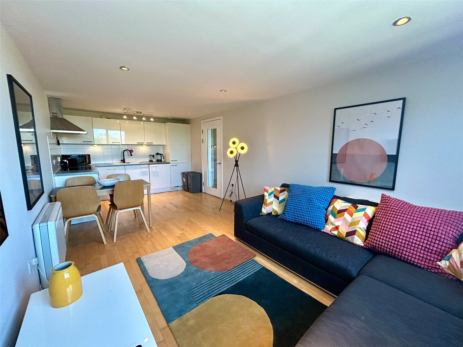 Flat Petergate in Greater London