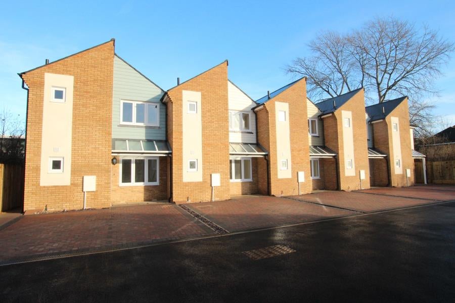 House Jacobs Green in Guildford