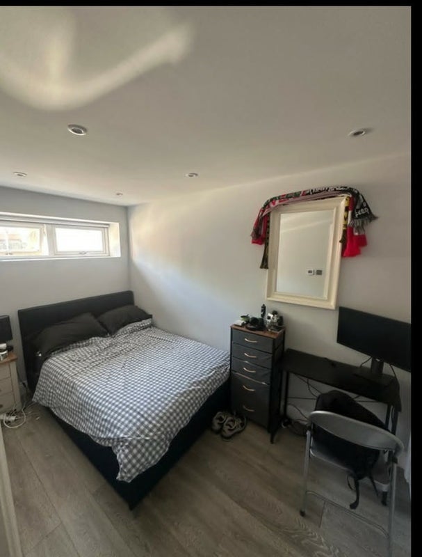 Room Putney Hill in Greater London