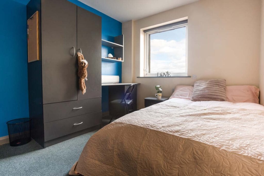 Room London Road in Stoke-on-Trent