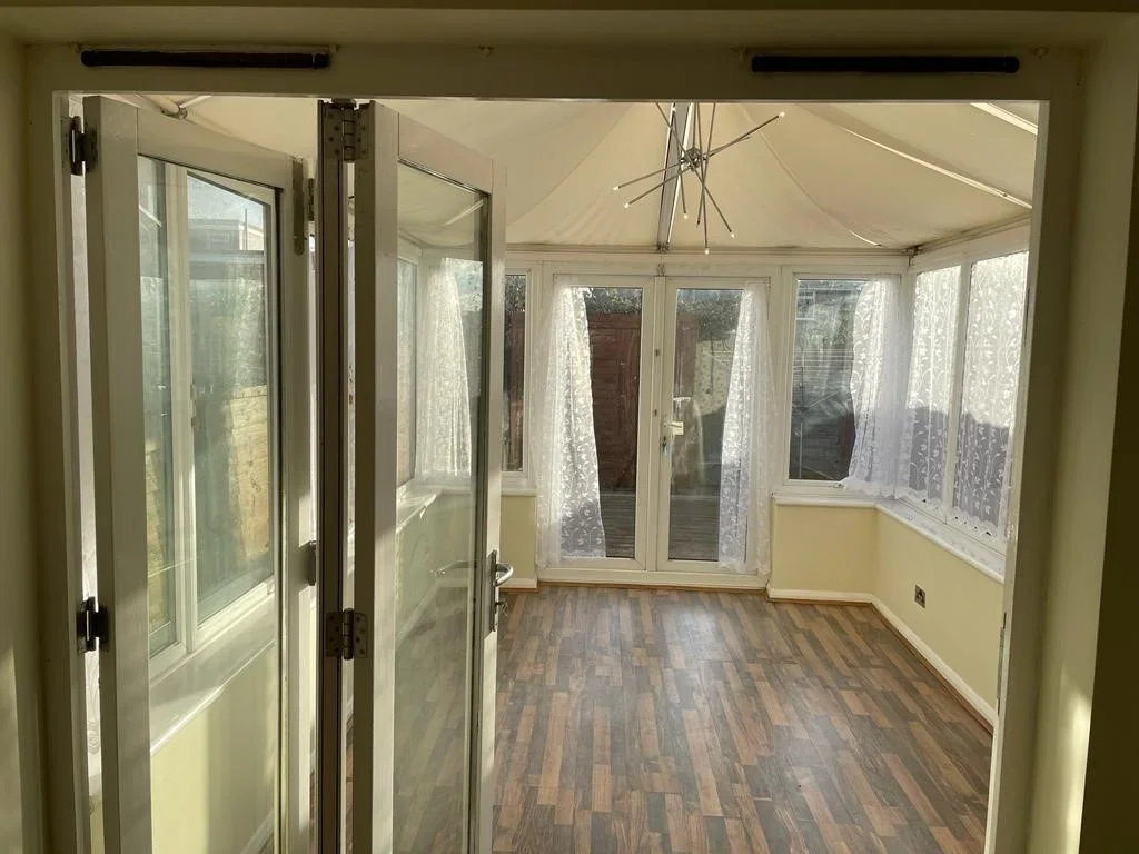 House Beechcroft Close in Greater London