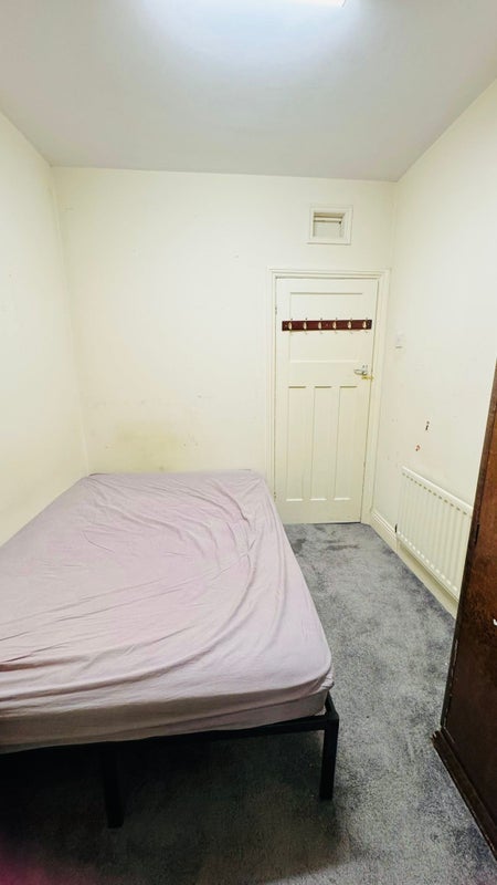 Room Bede Street in Sunderland