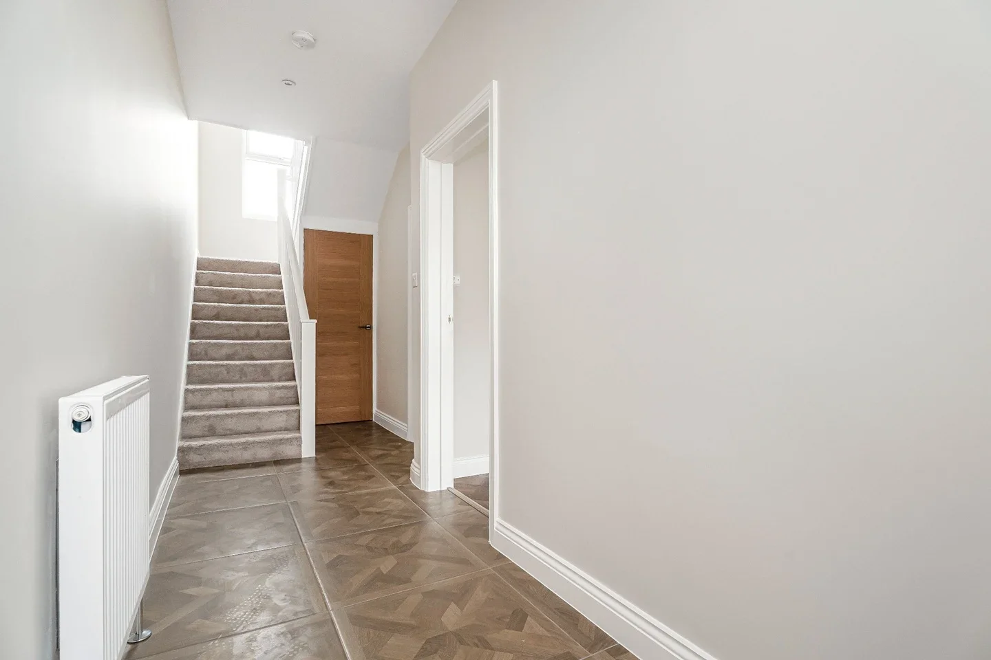 Flat Friern Park in Greater London