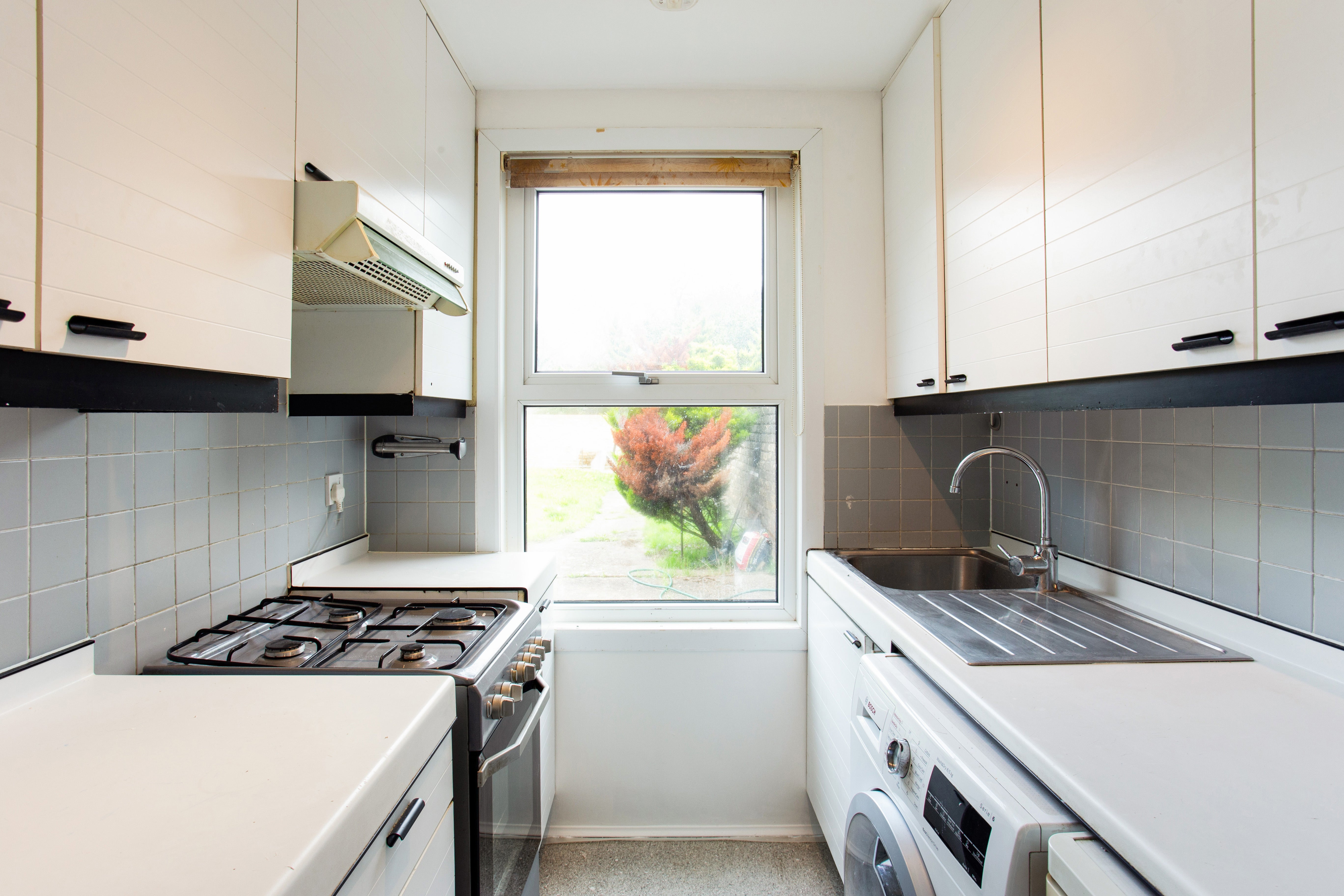 Flat Warwick Road in Greater London