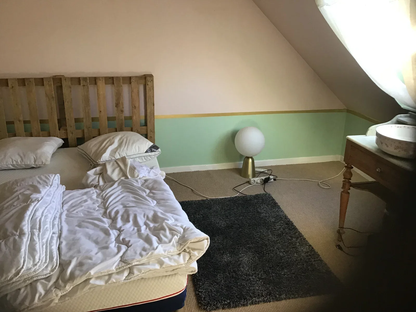 Room Rue de Fontaine in Voisines