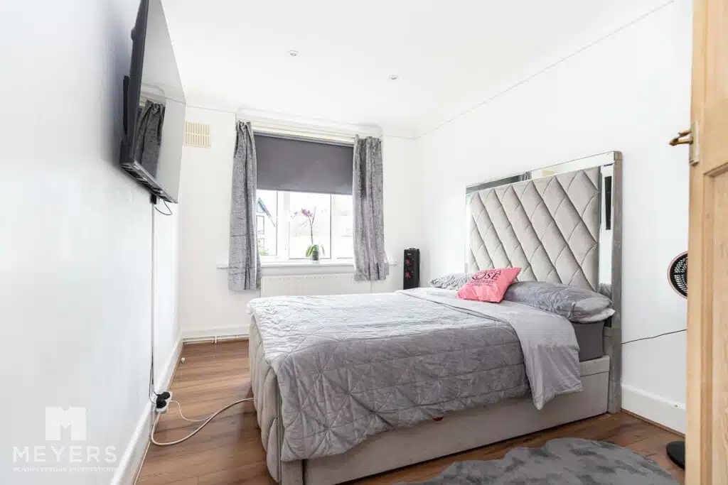 Flat Bolton Close in Bournemouth