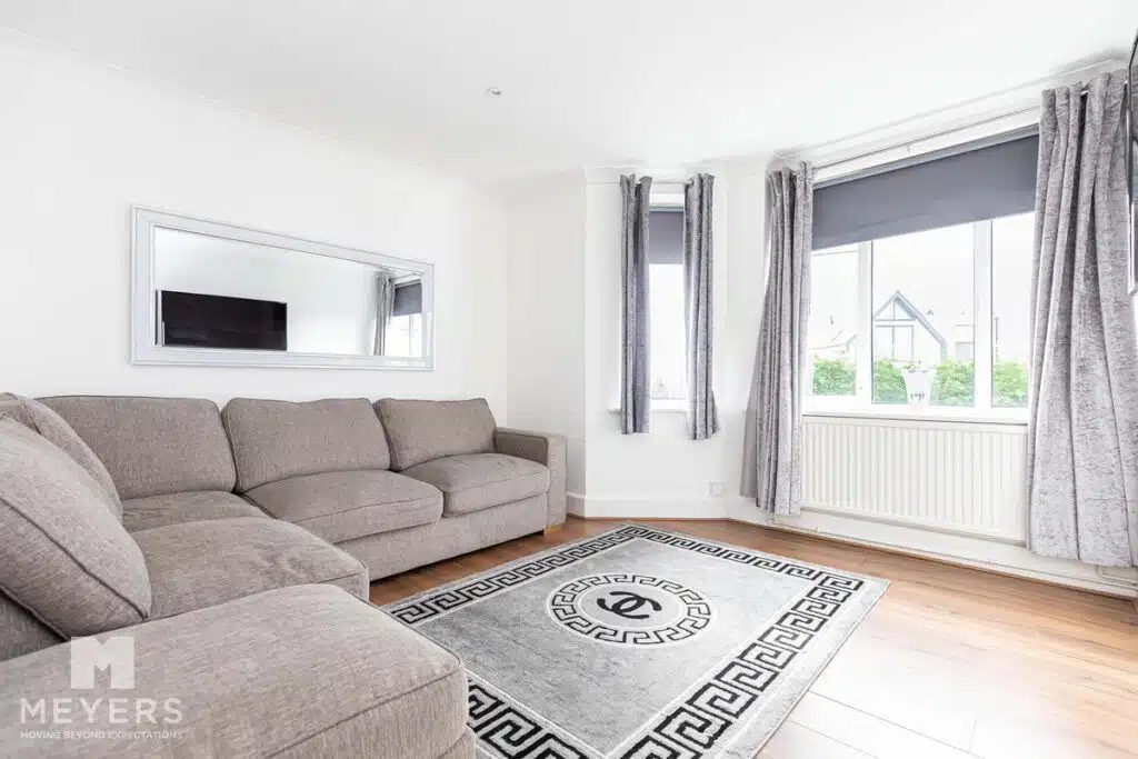 Flat Bolton Close in Bournemouth