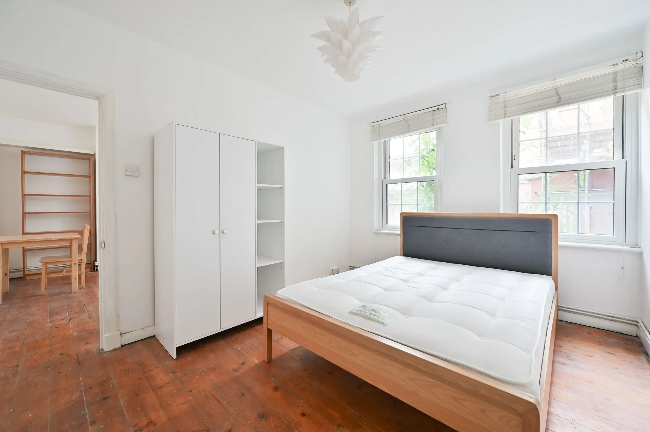 Flat Doddington Grove in Greater London