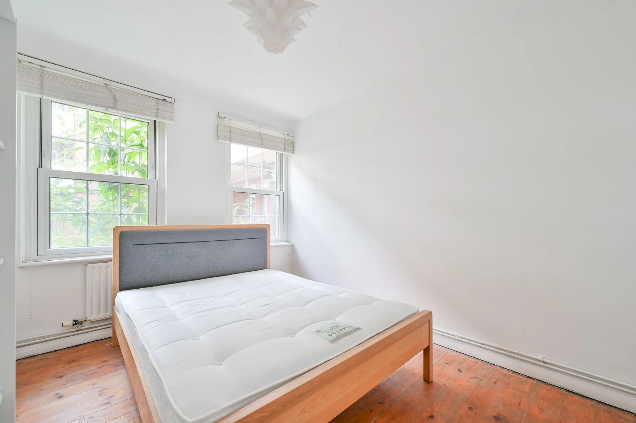 Flat Doddington Grove in Greater London