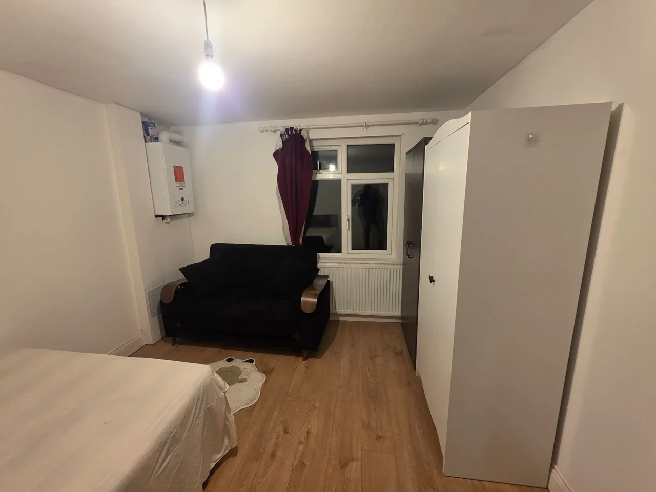 Flat Scarsdale Road in Greater London