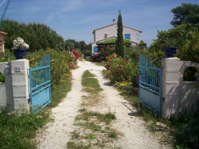 House Chemin du Pansard in La Londe-les-Maures