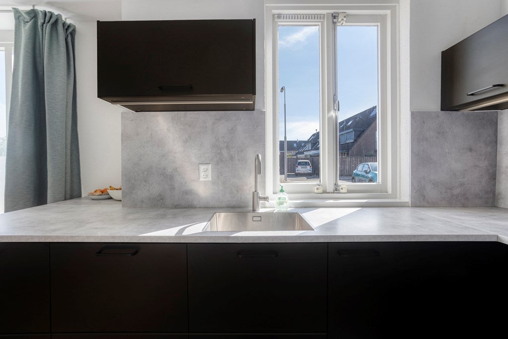 Tussenwoning te koop: Newtonlaan 52, Vlijmen