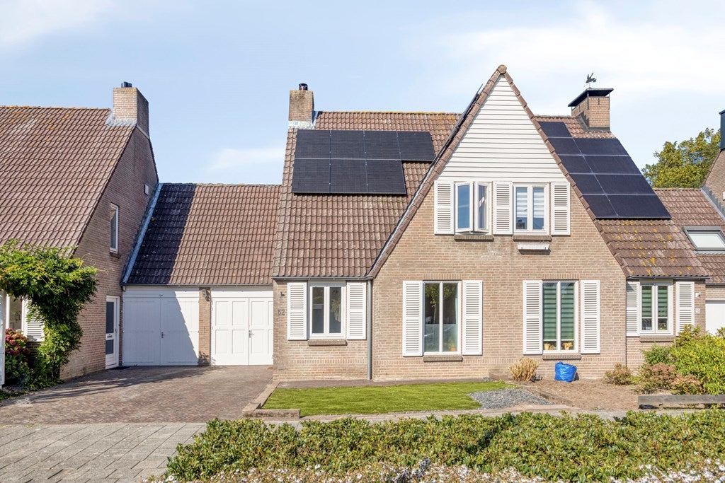 Tussenwoning te koop: Newtonlaan 52, Vlijmen