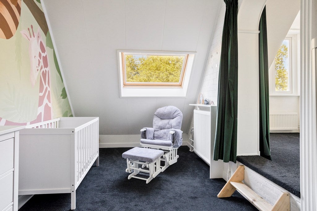 Tussenwoning te koop: Newtonlaan 52, Vlijmen