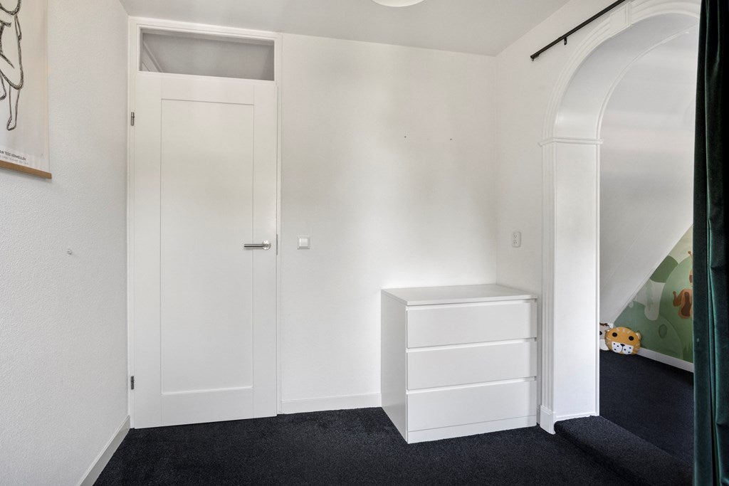 Tussenwoning te koop: Newtonlaan 52, Vlijmen