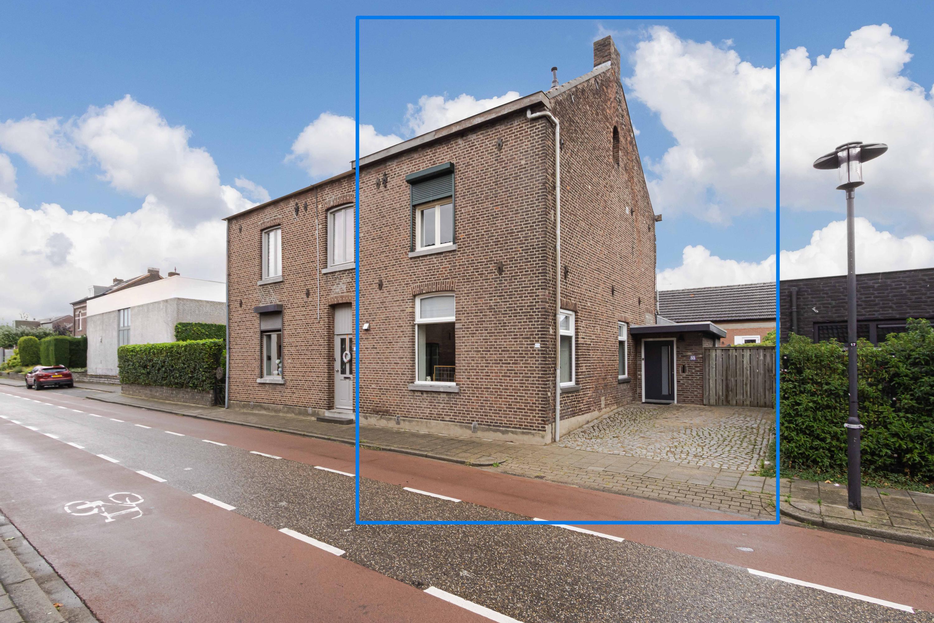 Twee-onder-één-kap te koop: Vliegenstraat 33, Bunde