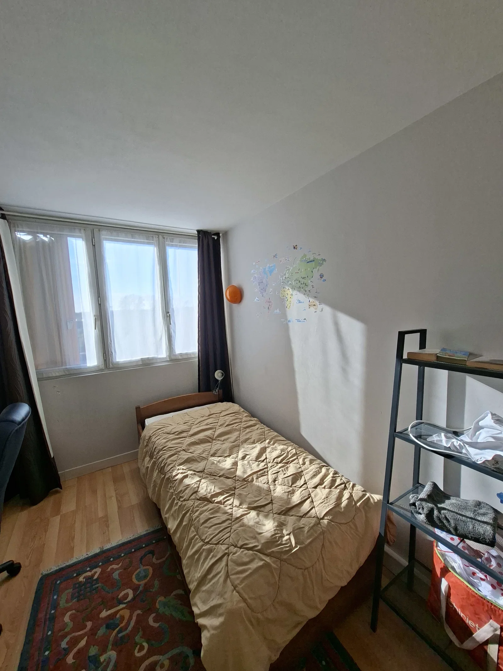 Chambre Boulevard de Valmy à Colombes