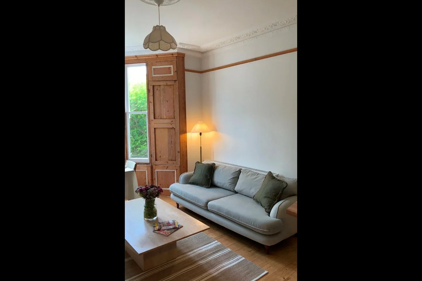 Flat Brooke Road in Greater London