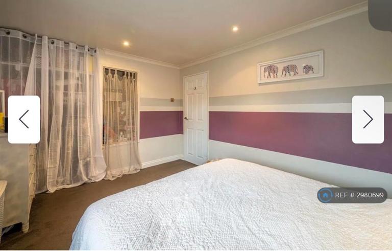 Room Wells Road in Dudley